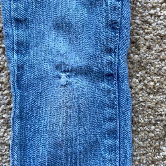Levi’s girls size 4 jeans - Picture 7 of 9